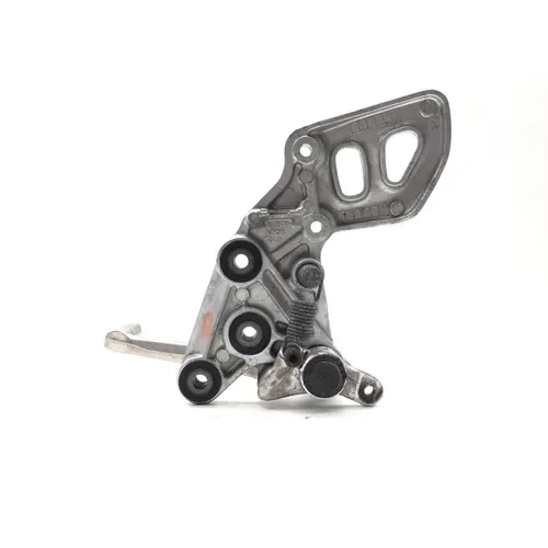 Right Rearset Brake Bracket Foot Peg 2007 Suzuki Hayabusa GSX1300R 2765A x 11