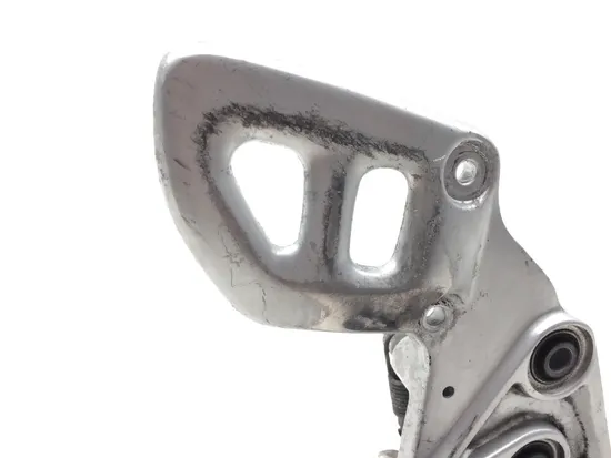 Right Rearset Brake Bracket Foot Peg 2007 Suzuki Hayabusa GSX1300R 2765A x