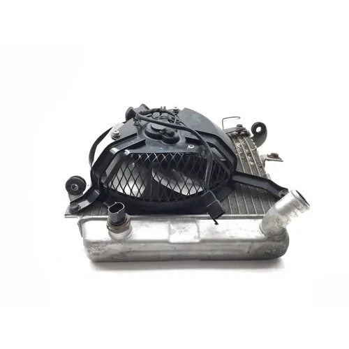 Radiator Cooling Front Fluid with Fan 2007 Suzuki Hayabusa GSX1300R 2765A x 20