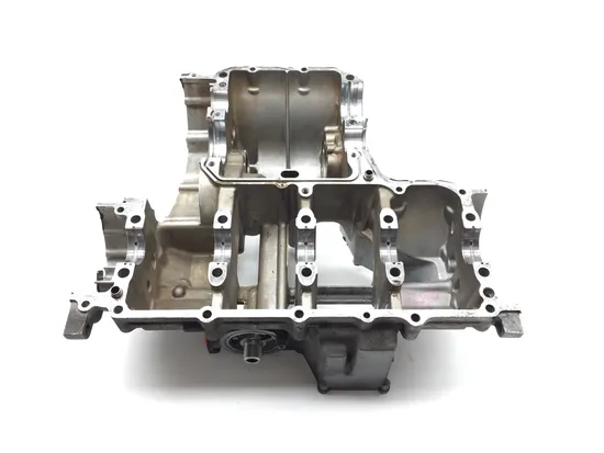 Upper Lower Center Cases Case 2007 Suzuki Hayabusa GSX1300R 2776A