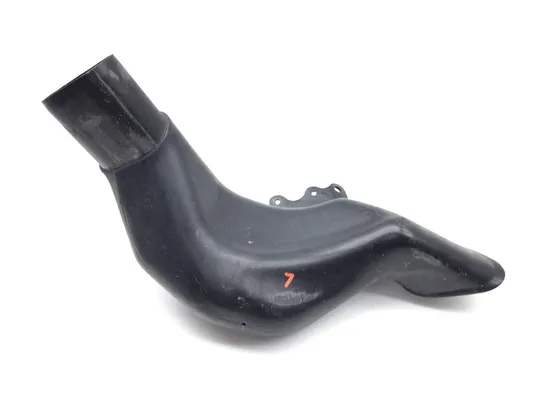 Left Right Ram Air Intake Duct Tubes 2007 Suzuki Hayabusa GSX1300R 2776A 4