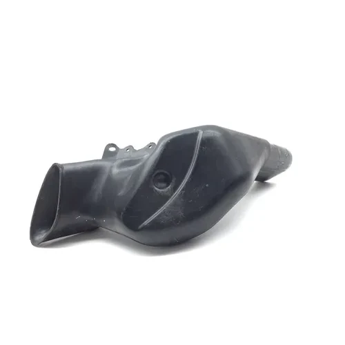 Left Right Ram Air Intake Duct Tubes 2007 Suzuki Hayabusa GSX1300R 2776A 7