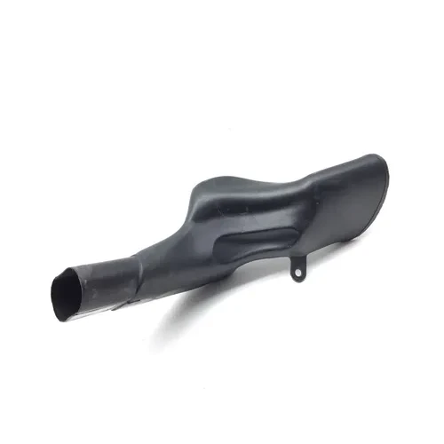 Left Right Ram Air Intake Duct Tubes 2007 Suzuki Hayabusa GSX1300R 2776A 11