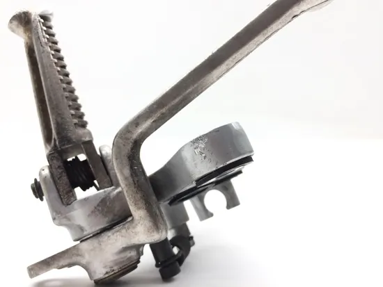 Right Rearset Brake Bracket Foot Peg 2007 Suzuki Hayabusa GSX1300R 2776A x