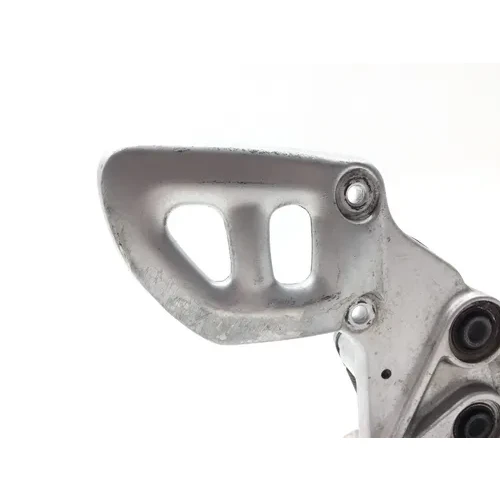 Right Rearset Brake Bracket Foot Peg 2007 Suzuki Hayabusa GSX1300R 2776A x 7