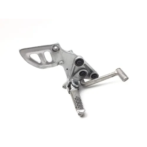 Right Rearset Brake Bracket Foot Peg 2007 Suzuki Hayabusa GSX1300R 2776A x 3