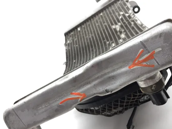 Radiator Cooling Front Fluid with Fan 2007 Suzuki Hayabusa GSX1300R 2776A PARTS