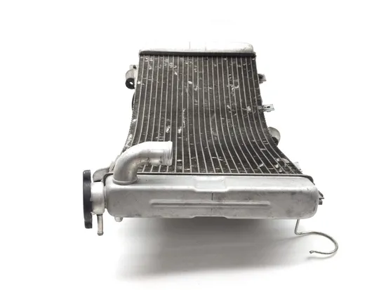 Radiator Cooling Front Fluid with Fan 2007 Suzuki Hayabusa GSX1300R 2776A PARTS