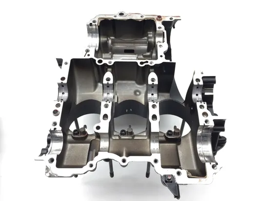 Upper Lower Center Cases Case 2016 Triumph Daytona 675 ABS 2789A