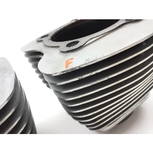 Front Rear Cylinder Jugs w Pistons 2002 Harley Road King Screamin Eagle 2792A x 2