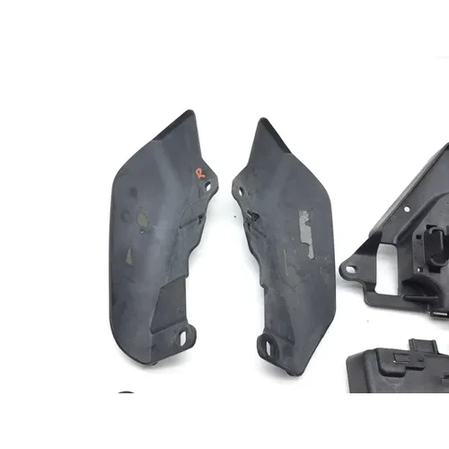 Misc Bracket Set 2009 Harley-Davidson Electra Glide Ultra Classic FLHTCUI 2788A 5
