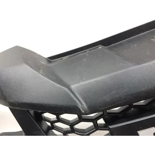 Plastic Headlight Surround Casing Bezel 2015 Hond Pioneer 700-4 2791A 15