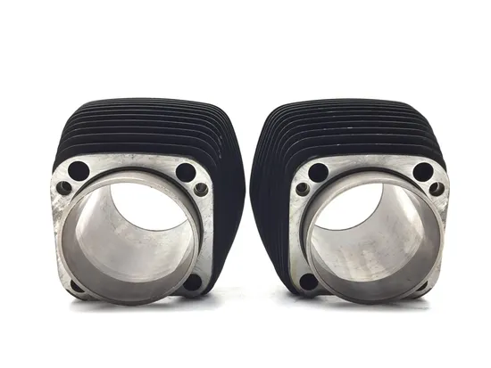 Front Rear Cylinder Jugs w Pistons 2000 Harley Softail 2786A