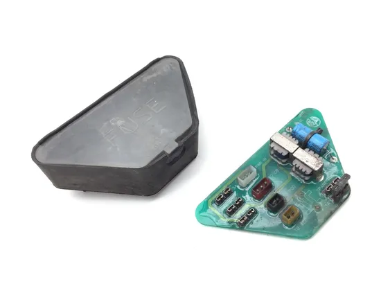 Fuse Box Board 1996 Harley-Davidson Electra Glide Ultra Classic EFI FLHTCUI x