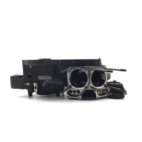 Engine Left Right Center Cases  2006 Harley 1200 Sportster 2772A 19