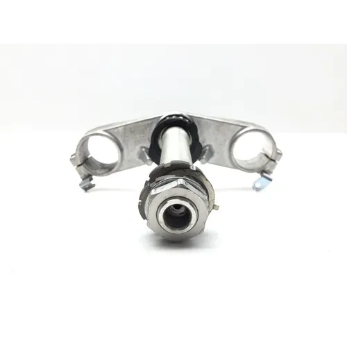 Lower Triple Tree Bottom Fork Clamp Shaft 2008 Kawasaki Ninja ZX14 ZX1400C 2798 9