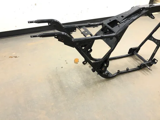 Main Frame Chassis CLN 2001 Harley Electra Glide Ultra Classic EFI FLHTCUI 2804A