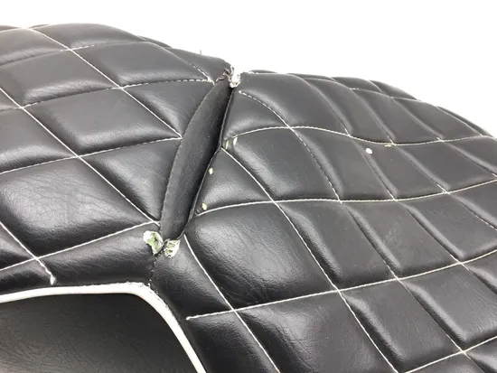 Front Seat Rider Driver Pad Cushion A 2006 Harley Electra Glide FLHTCUI 2802A x