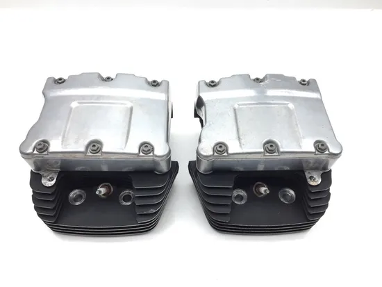 Front Rear Cylinder Head Set 2004 Harley-Davidson Electra Glide FLHT 2799A x