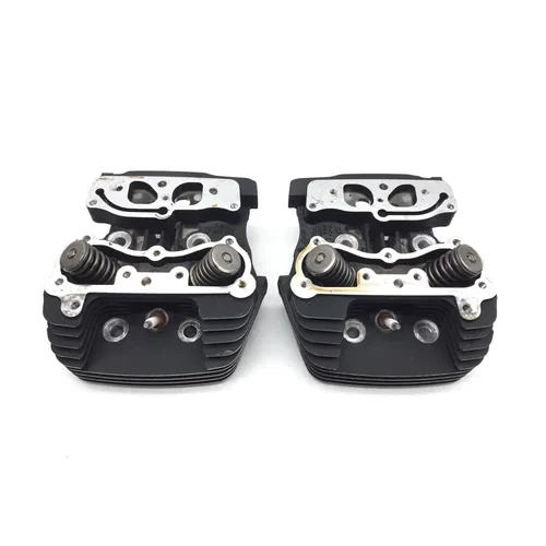 Front Rear Cylinder Head Set 2004 Harley-Davidson Electra Glide FLHT 2799A x 7