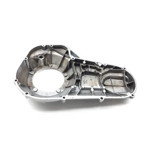 Outer Primary Clutch Cover 2004 Harley-Davidson Electra Glide FLHT 2799A x 19