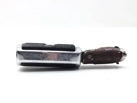 Left Right Set Passenger Peg Bracket 2004 Harley Electra Glide FLHT 2799A x