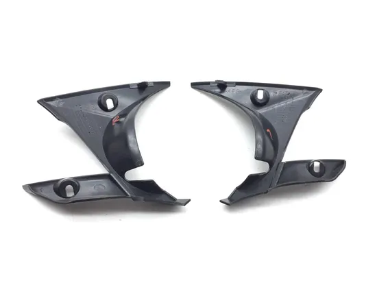 Misc Plastic Set 2006 Yamaha YZF R1 2801A