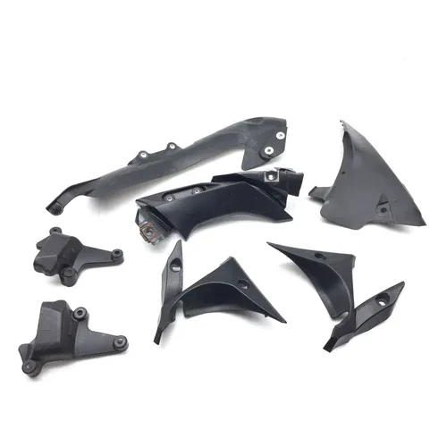 Misc Plastic Set 2006 Yamaha YZF R1 2801A 3