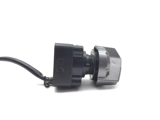 2 Wheel 4 Wheel Switch 2016 Yamaha YXZ1000R 2810A