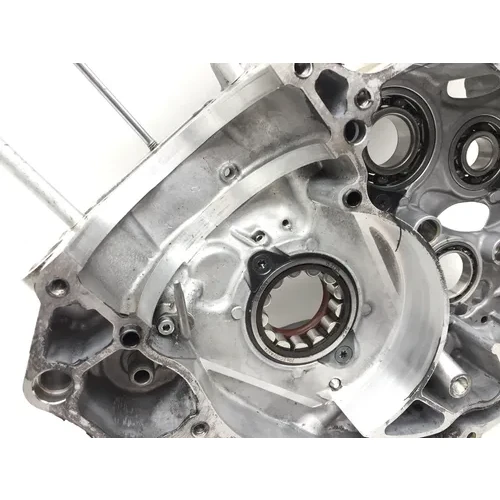 Engine Left Right Center Cases  Husqvarna FE350 2017 2821 x 5