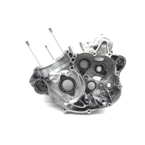 Engine Left Right Center Cases  Husqvarna FE350 2017 2821 x 3