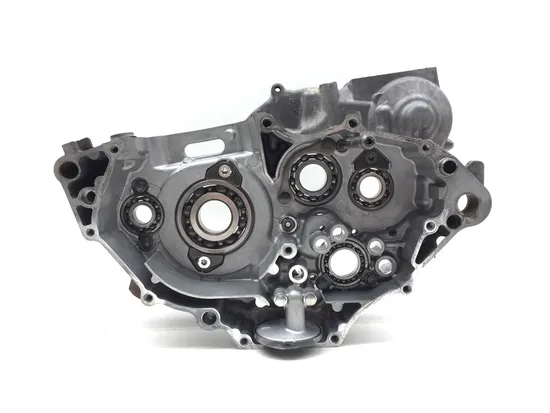 Engine Left Right Center Cases Case 2007 Yamaha YFZ450 2829A PARTS