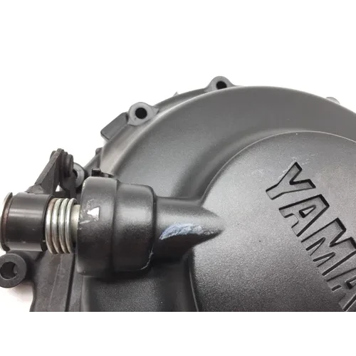 Engine Clutch Cover 2005 Yamaha YZF R6 2827A x 9