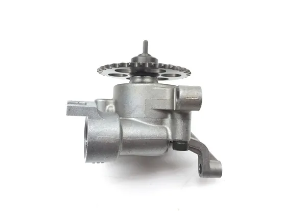 Engine Oil Pump Assembly 2005 Yamaha YZF R6 2827A