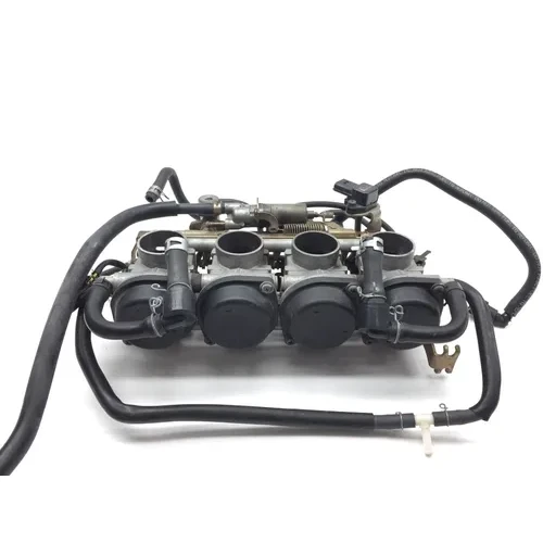 Throttle Body with Injectors 2005 Yamaha YZF R6 2827A 3