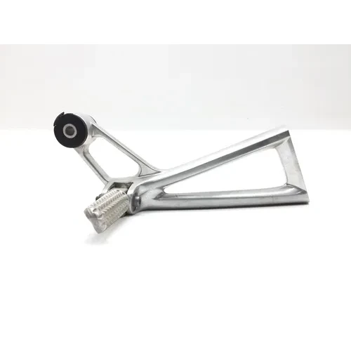Right Rear Back Passenger Peg Bracket Side 2005 Yamaha YZF R6 2827A 5