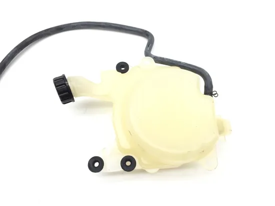 Engine Radiator Overflow Tank 2010 Kawasaki Vulcan 900 VN900C Custom 2816A