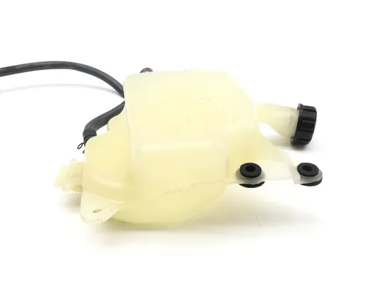 Engine Radiator Overflow Tank 2010 Kawasaki Vulcan 900 VN900C Custom 2816A