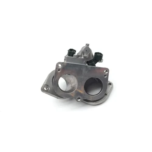 Intake With Injectors 2010 Kawasaki Vulcan 900 VN900C Custom 2816A 12