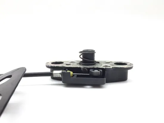 Rear Seat Trunk Latch 2010 Kawasaki Vulcan 900 VN900C Custom 2816A