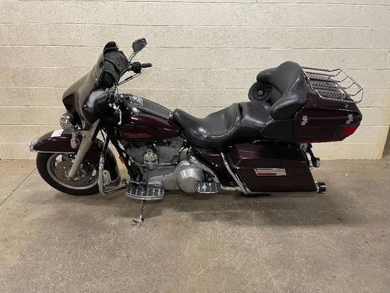 Engine Left Right Center Cases 2005 Harley-Davidson Electra Glide FLHTI 2839A