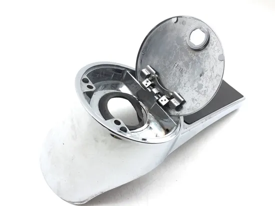 Willie G Chrome Gas Tank Cover 2005 Harley-Davidson Electra Glide FLHTI 2839A