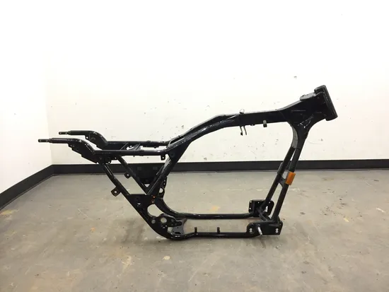 Main Frame Chassis CLN Ready To Go 2005 Harley Electra Glide EFI FLHTI 2839A x