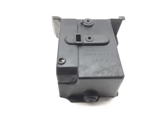 Battery Box 2000 Kawasaki Vulcan 1500 VN1500E Classic 2817A