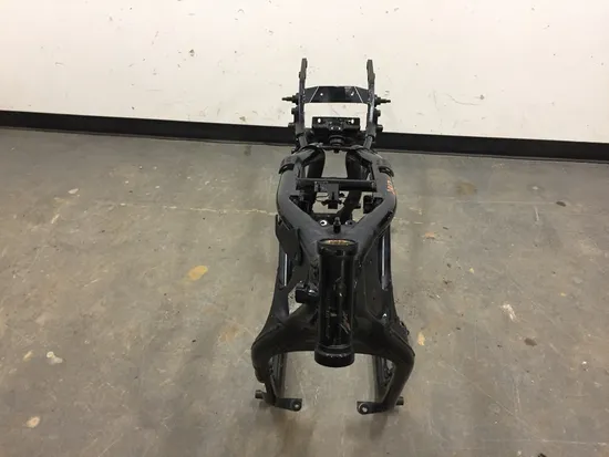 Main Frame Chassis CLN Ready To Go 2000 Kawasaki Vulcan 1500 Classic 2817A