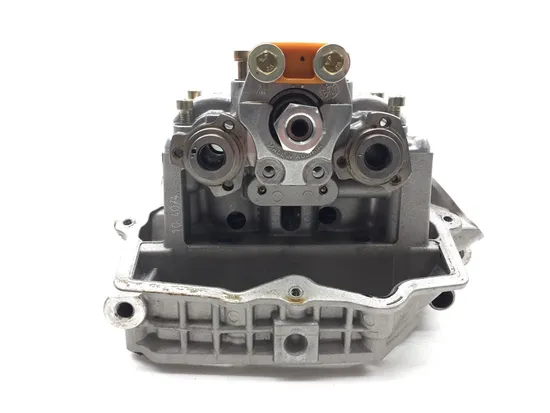 Engine Cylinder Head Complete Rear 2010 Can-Am Spyder RT-S SE5 2843A PARTS