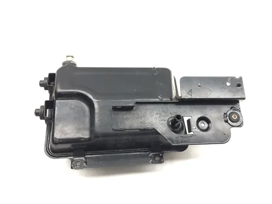 Engine Oil Tank 2010 Can-Am Spyder RT-S Roadster SE5 2843A