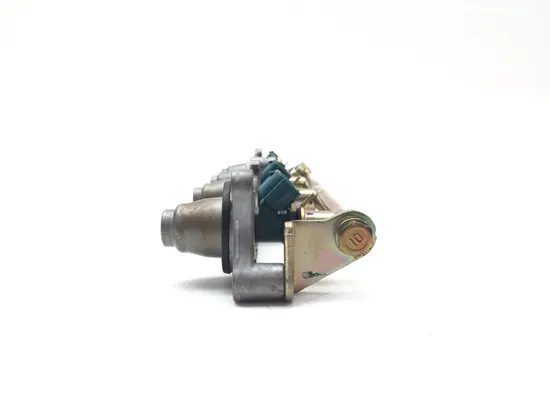 Engine Fuel Priming Rail 2006 Honda CBR1000RR 2857A