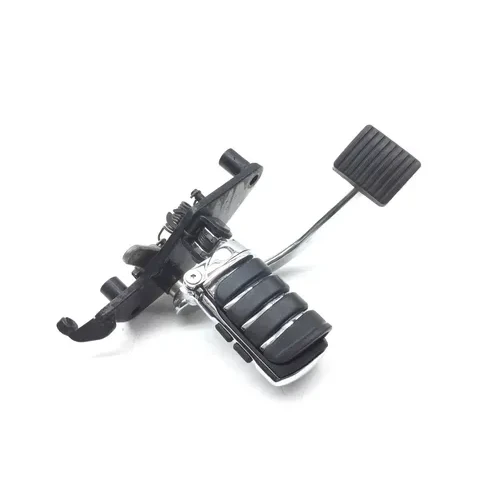 Right Driver Footpeg W Brake 1998 Kawasaki Vulcan 800 VN800A 2856A x 3