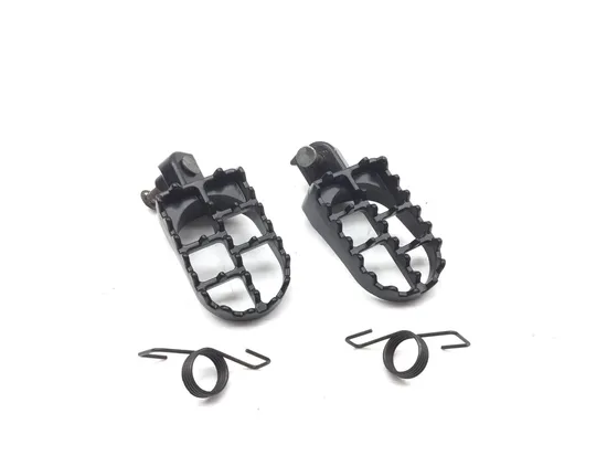 Left Right Set Passenger Peg Bracket 1998 Kawasaki Vulcan 800 VN800A 2856A x